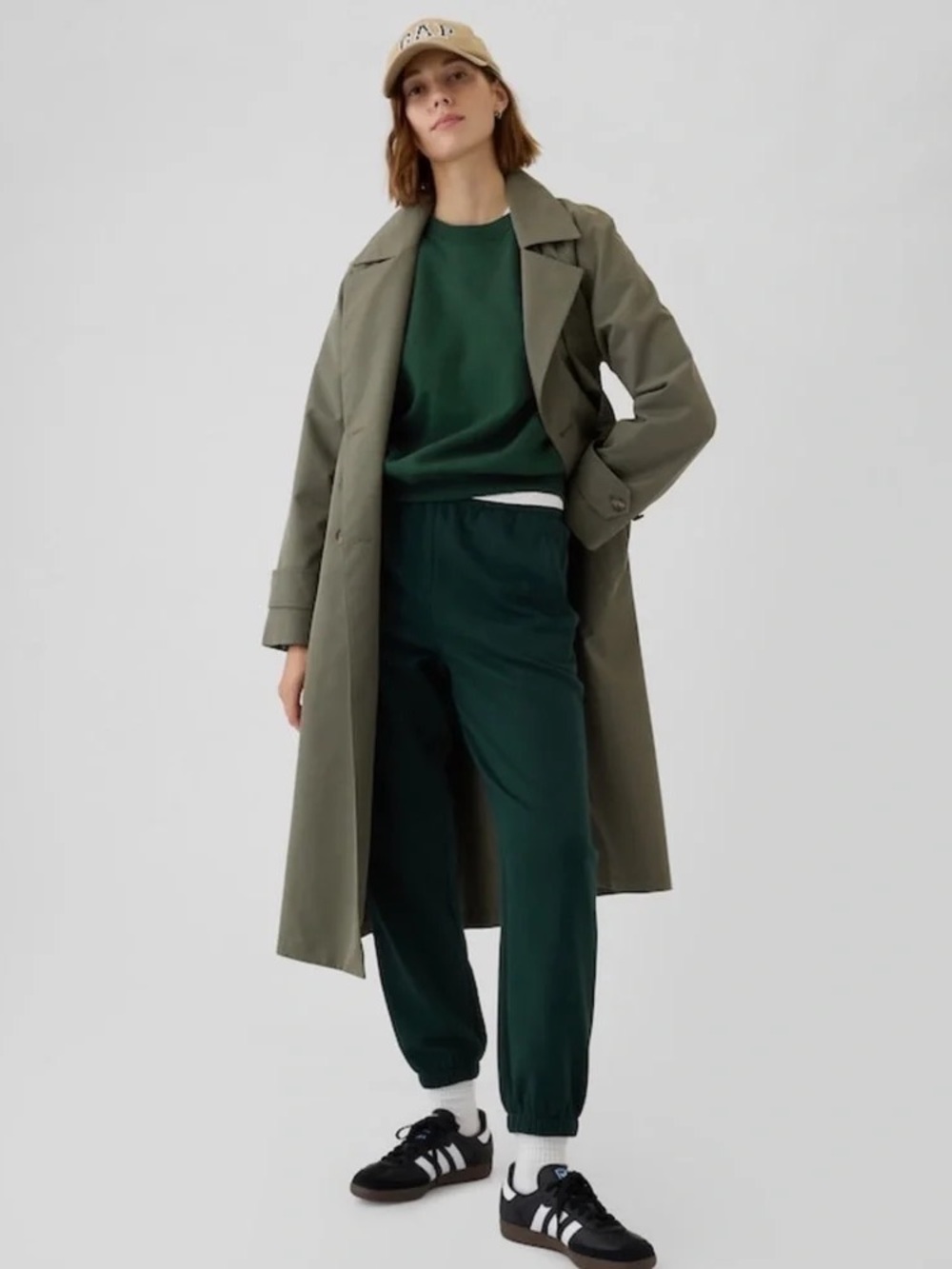 Set! Women's GAP Essex Green Fleece Joggers and Relaxed Crewneck Sweatshirt